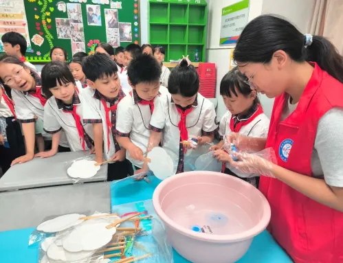 西安理工大学 “秦风楮韵” 实践队:深植基层土壤,多元联动焕发非遗新生 image.png
