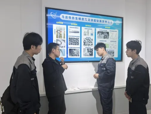 景德镇陶瓷大学首创全国人工智能陶瓷制造系统,变革先进陶瓷制造产业 image.png