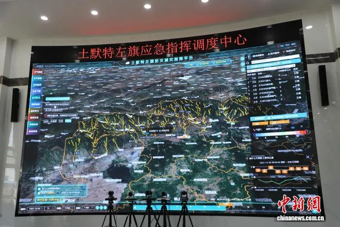 内蒙古土左旗灾后重建见闻:炉火正旺,新居灯明 内蒙古土左旗灾后重建见闻:炉火正旺,新居灯明