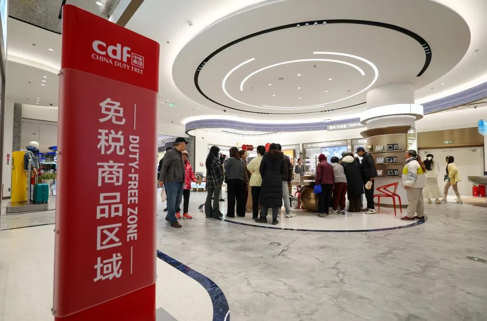 “中国游”“中国购”持续火热!入境游消费潜力无穷 “中国游”“中国购”持续火热!入境游消费潜力无穷