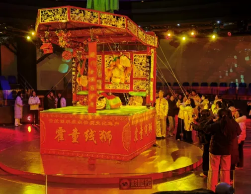 牵“狮”之手,铸“师”之魂——福建幼儿师范高等专科学校社会实践队在宁德霍童古镇开展非遗传承研学活动 image.png