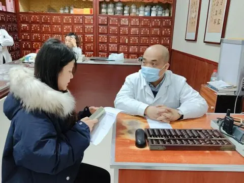 青春视角探寻基层医疗“真实温度”——西安石油大学基层服务调研 图片4.png