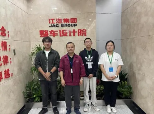 慧策灵驱:国产底盘智能决策平台商用落地 image.png