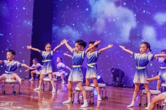 明德叁拾,育见未来 ——广东省中山市小榄镇明德中心幼儿园建园30周年庆典侧记 image.png