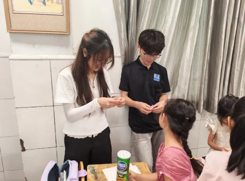 青春下乡送温情 美育相伴助成长————重庆移通学院赴成都开展乡村志愿服务 image.png
